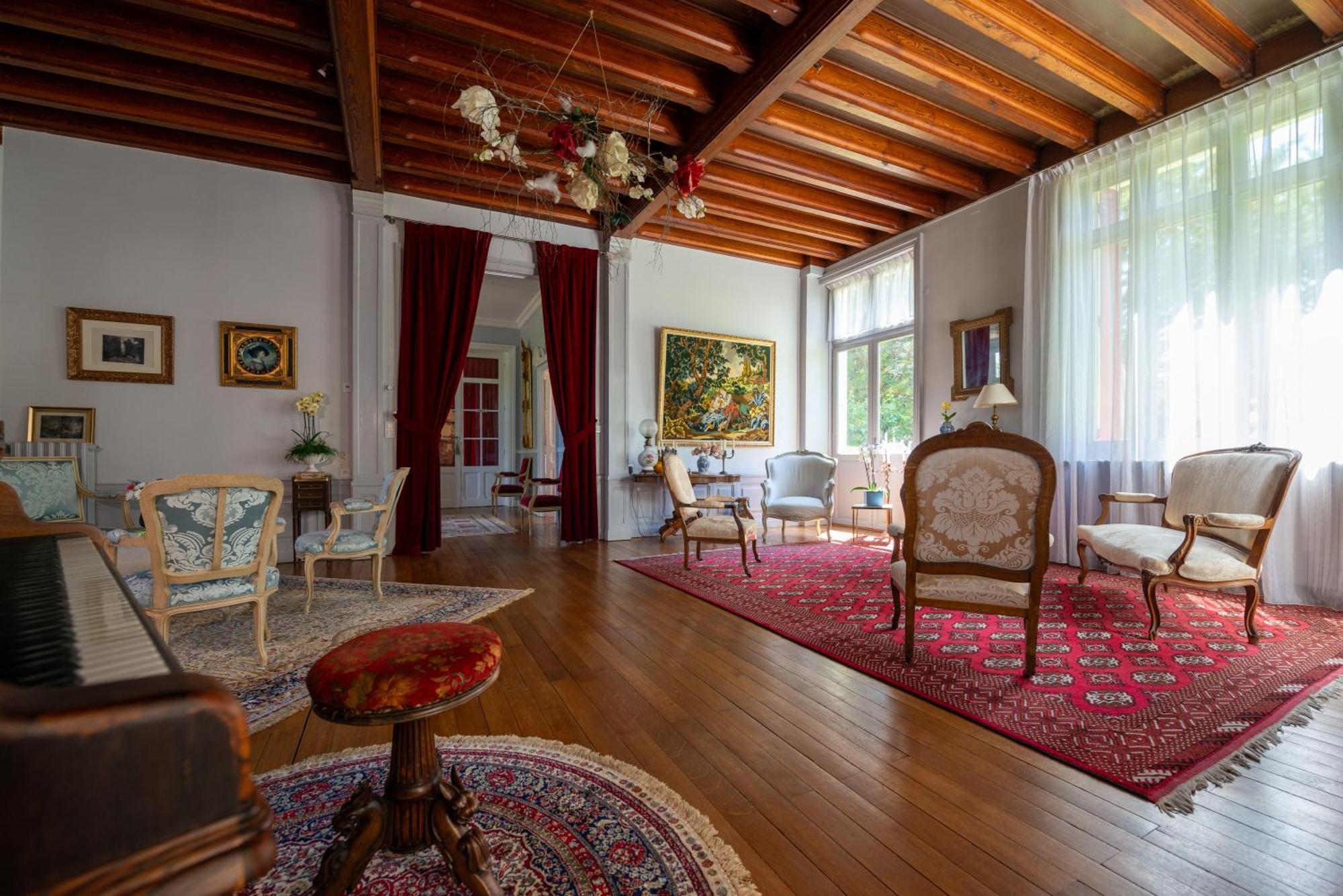 Le Moulin De Francueil Bed & Breakfast Exterior photo
