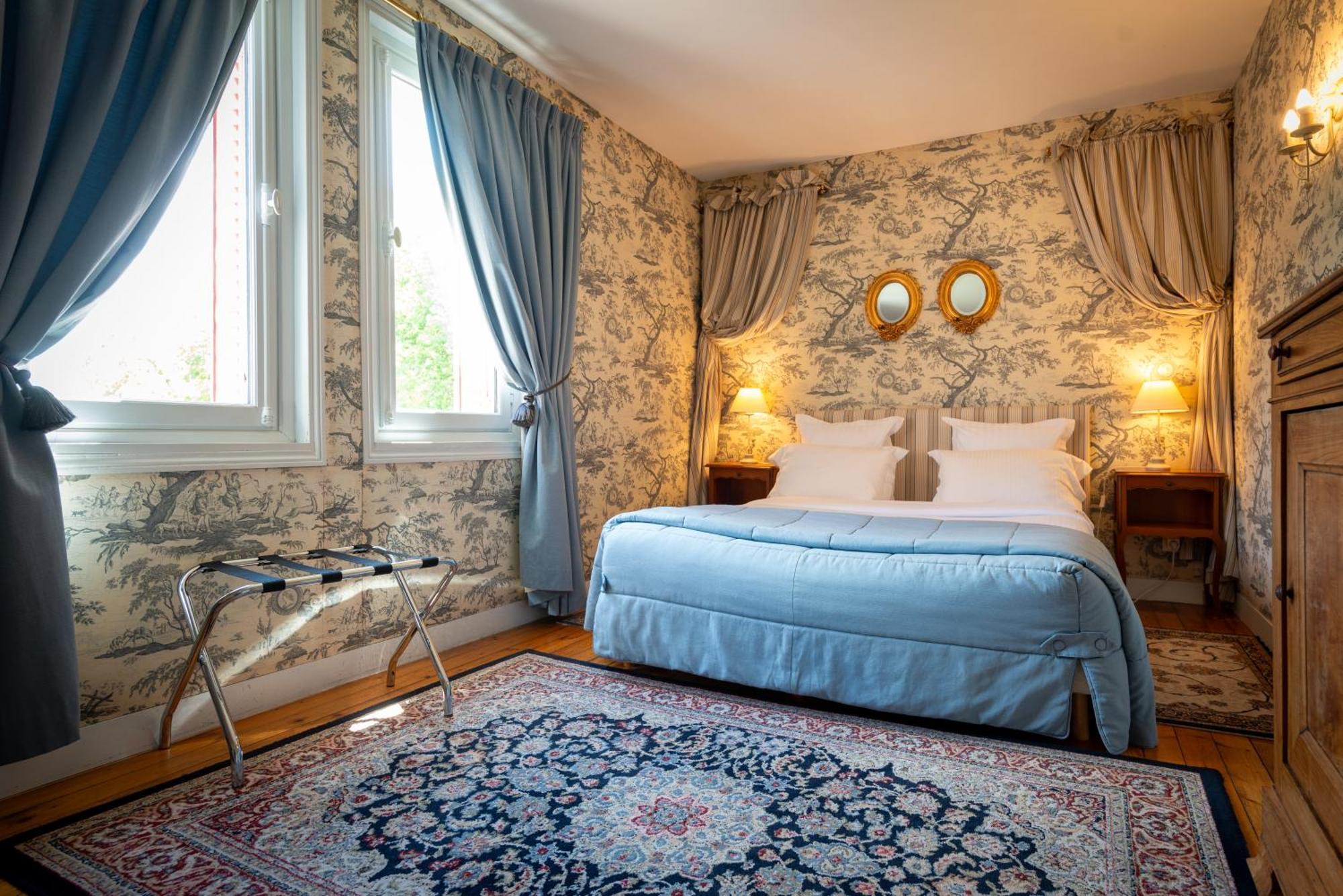 Le Moulin De Francueil Bed & Breakfast Exterior photo