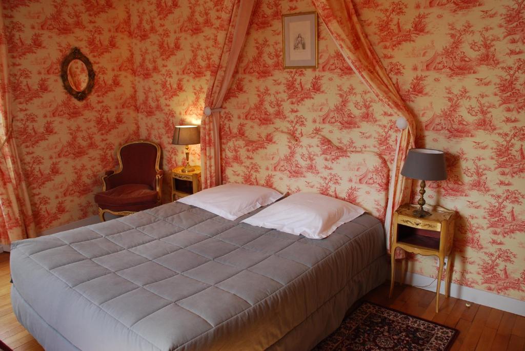 Le Moulin De Francueil Bed & Breakfast Room photo
